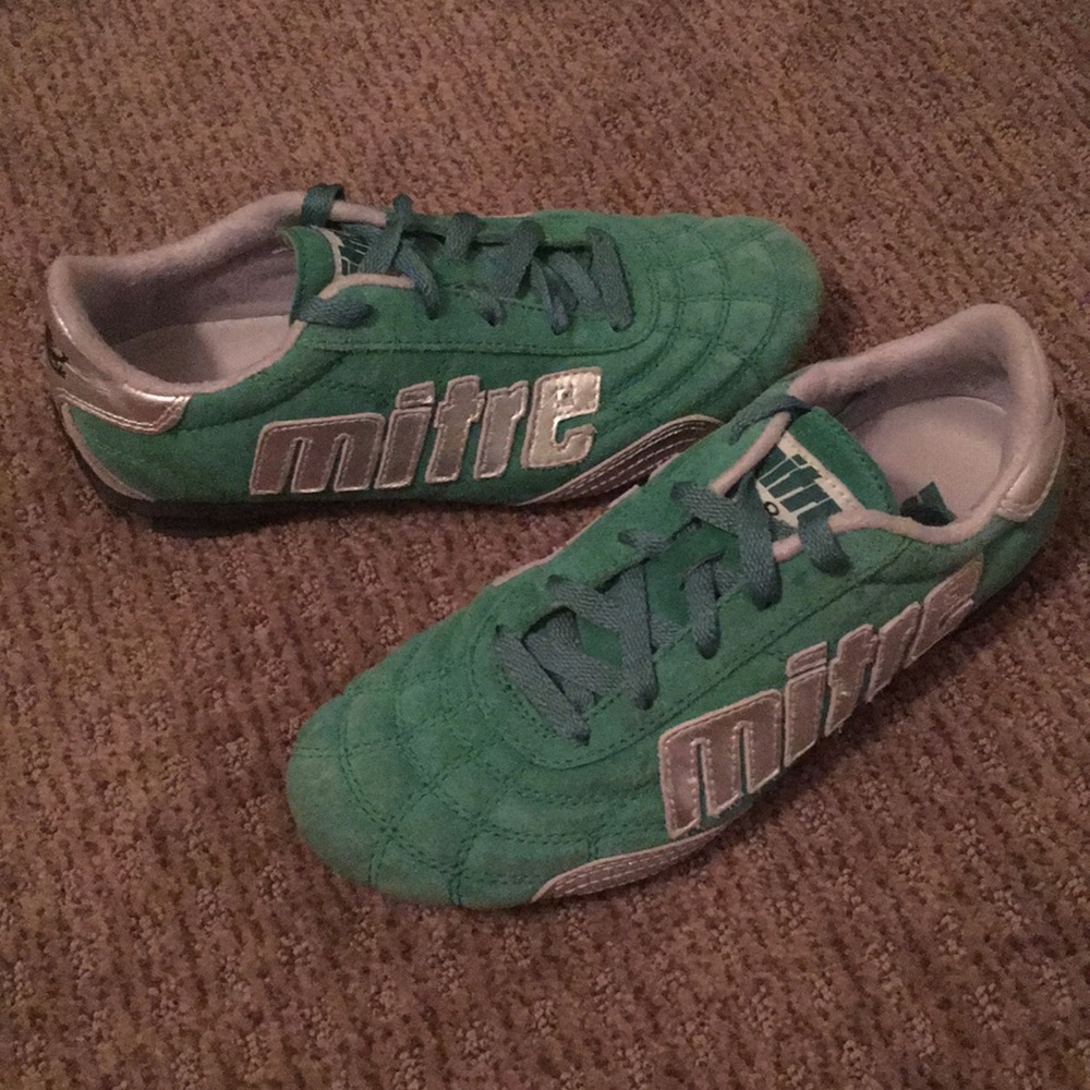 Women’s 7 Green Mitre Soft Leather Shoes